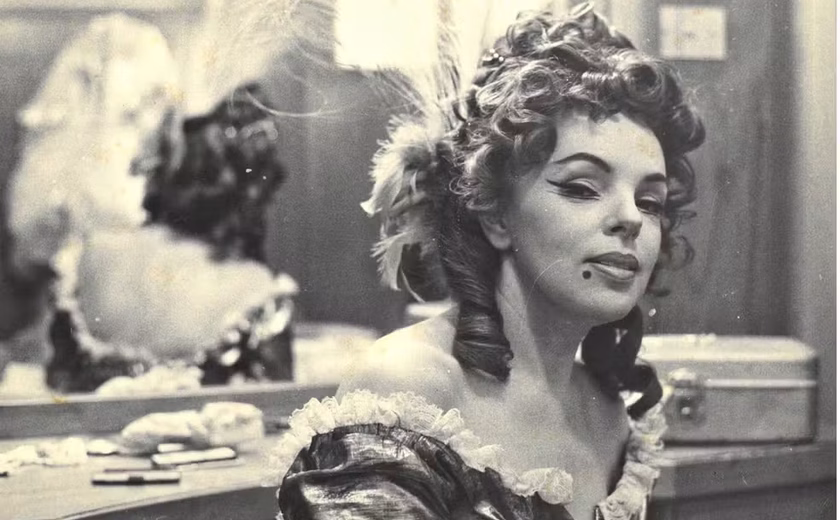 Corpo da cantora lírica Maria Lúcia Godoy é velado no Palácio das Artes, em Belo Horizonte