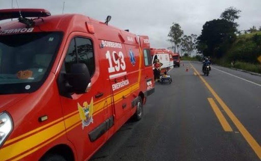 Botijão explode e atinge teto de residência no Clima Bom