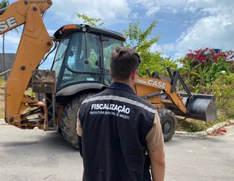 SEMSC realiza operação para remover cercas irregulares em área verde