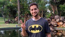 Jornalista da Globo aparece pela primeira vez após ser esfaqueado