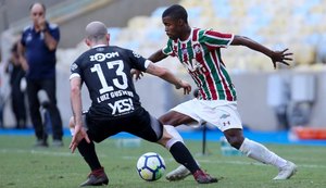 Vasco vence Fluminense e respira no Brasileiro