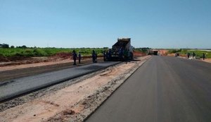Conexão de aeroporto a via no Benedito Bentes chega a 70%