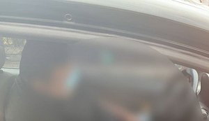 Motorista é morto á queima-roupa dentro de veículo no Rio Novo
