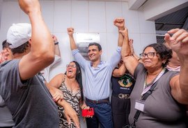 JHC entrega reforma de Caps e garante permanência do serviço de saúde mental