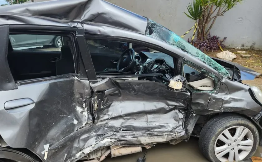Família de mulher que morreu em acidente de trânsito cobra investigação policial