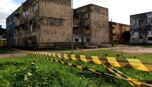 Quatro prédios são interditados no Conjunto Jardim Acácia devido a rachaduras