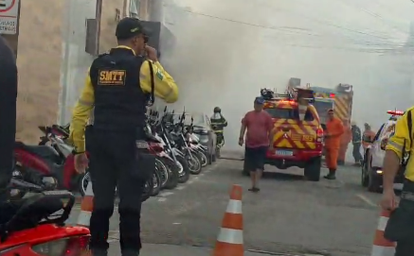Homem incendeia correspondente bancário após ter empréstimo negado