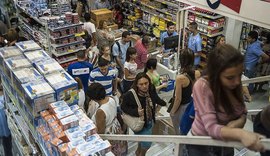 Contratação de temporários pelo comércio subiu no país em 2019