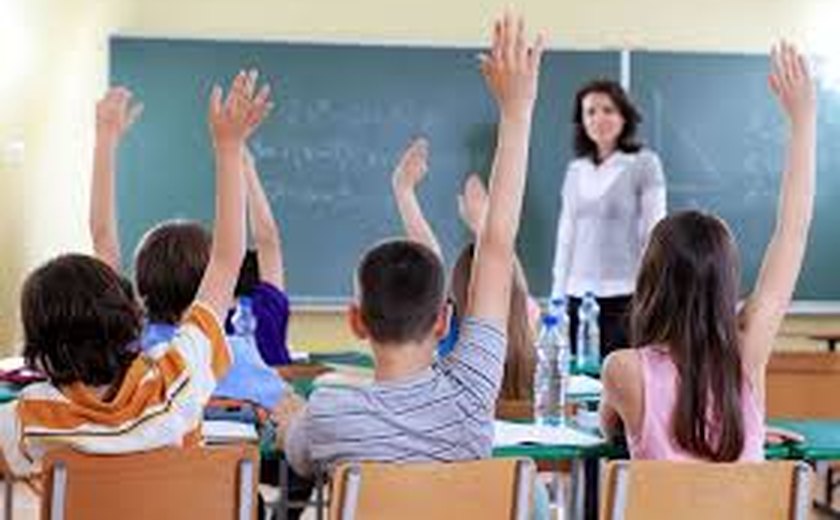 Com ajuda da Busca Ativa Escolar, 300 mil crianças e adolescentes voltaram à escola no Brasil