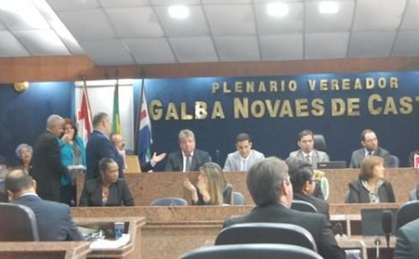 Volta aos trabalhos na Câmara Municipal de Maceió teve sessão rápida