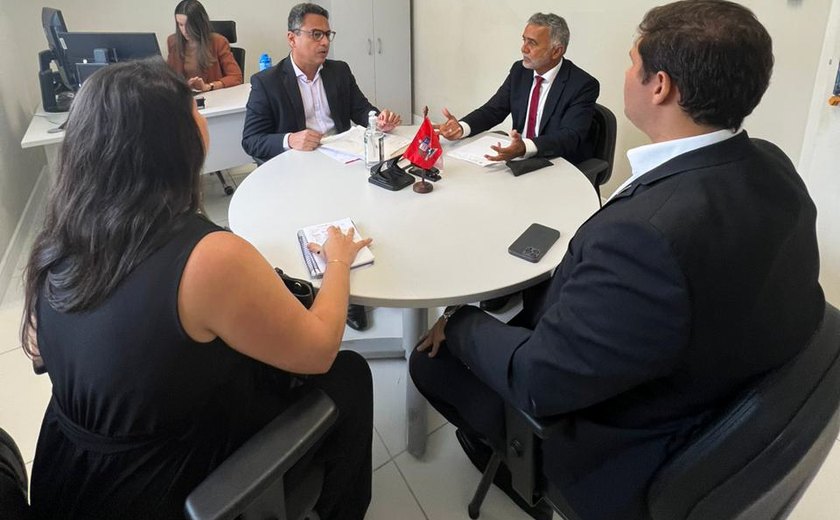MP recomenda à Prefeitura de Maceió que cadastre bares e restaurantes da orla para verificar legalidade dos estabelecimentos