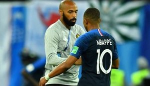 Carrasco do Brasil em Copas, Thierry Henry não chega à final