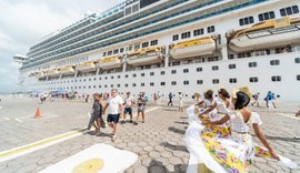 Primeiro navio da temporada de cruzeiros atraca no Porto de Maceió