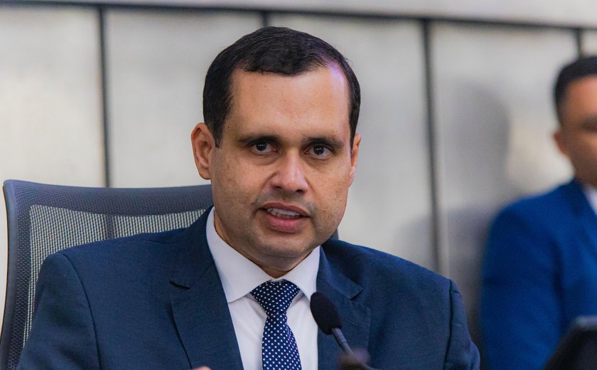 Lei do deputado Fernando Pereira proíbe planos de saúde de limitar consultas e sessões de tratamento