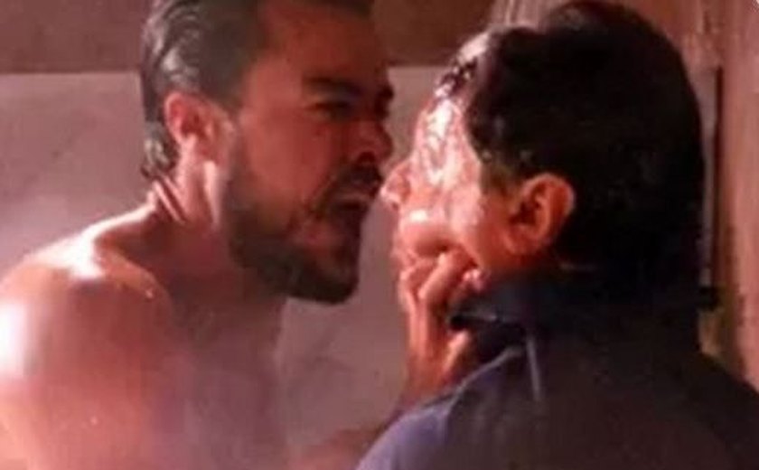 Vem por aí! Felipe mostra sua verdadeira índole e ameaça Enrico com uma faca