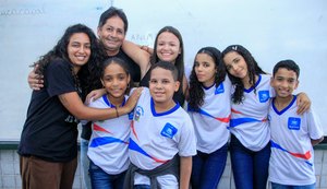 Núcleo de psicólogos e assistentes sociais faz acolhimento e escuta nas escolas estaduais
