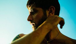 Chay Suede viverá o primero vilão da sua carreira na pròxima novela das 21 horas da Globo