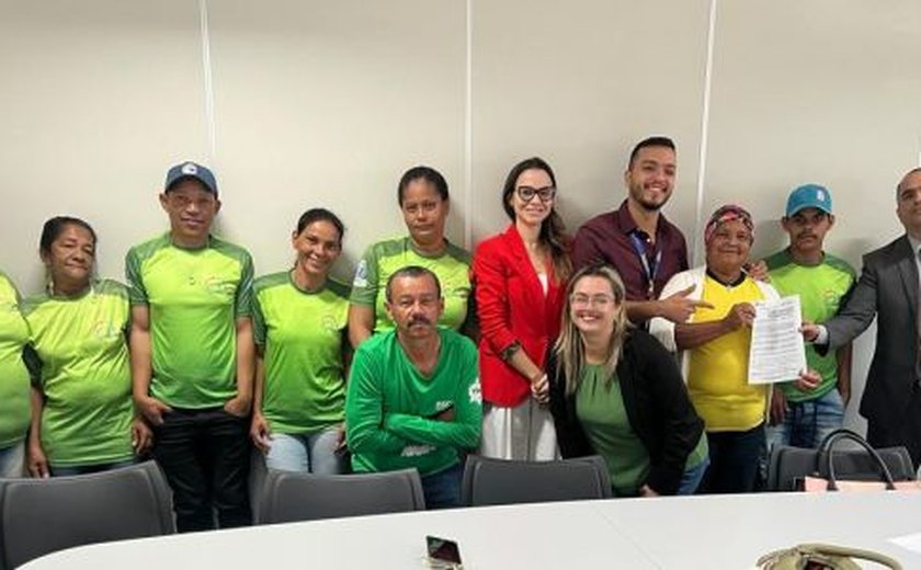 MPT/AL comemora concessão de terreno para associação de catadores de Arapiraca
