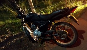 Motociclista perde o controle, bate em poste e morre no município de Taquarana