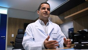 Implante coclear restaura audição de quem tem deficiência