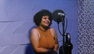 “Bata Cabeça”: Naty Barros lança 1º álbum e inaugura novo tempo no rap arapiraquense