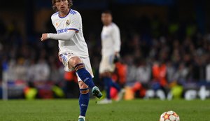 Ancelotti confirma permanência de Modric: 'Vai encerrar sua carreira no Real Madrid'