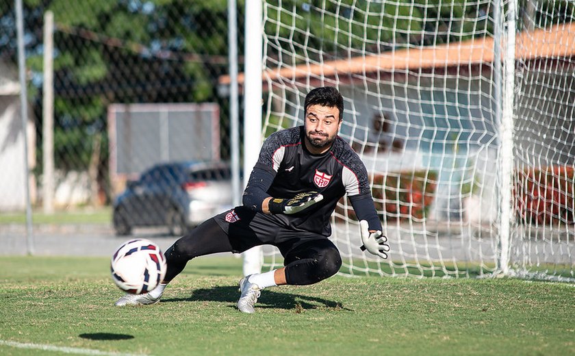 CRB finaliza preparação para enfrentar o Athletico pela 23ª rodada da Série B