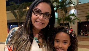 Pré-estreia do filme 'Eu Acredito' tem atriz mirim Rute Martins e cantora Cristina Mel