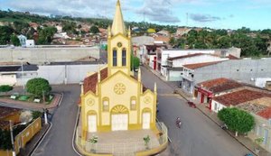 Homens armados e encapuzados invadem casas e fazem moradores reféns em Taquarana