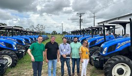 Arthur Lira garante R$ 56 milhões para a entrega de 125 tratores a mais de 100 entidades da agricultura familiar de Alagoas