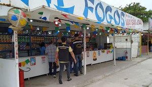 Barracas de fogos de artifícios são fiscalizadas em Maceió
