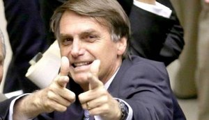 Bolsonaro joga empresários golpistas na fogueira: 'vocês têm que se defender'
