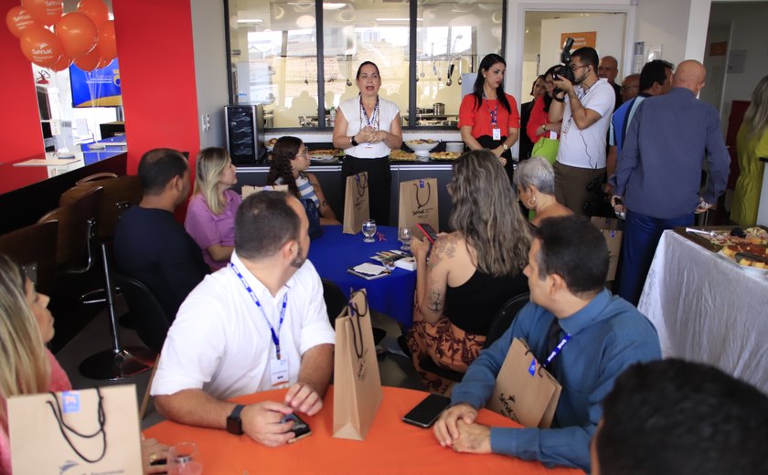 Café da manhã para imprensa comemora os 75 anos do Senac Alagoas