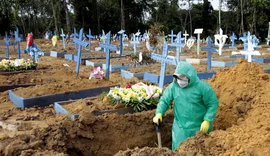Acervo denuncia política de morte na pandemia e pode embasar reparação