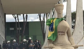 Moraes vota para condenar mulher que pichou 'Perdeu, mané' no STF