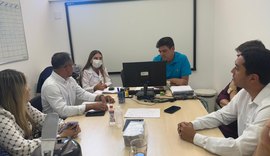 Vereador David Empregos fiscaliza PAM Salgadinho