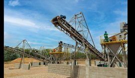 Usina transforma metralha em matéria-prima para a construção civil