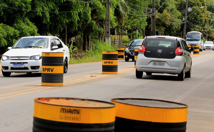 Movimento na AL-101 Norte segue tranquilo nesta Quarta-feira de Cinzas