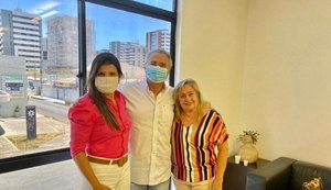 Marcela Barros discute propostas para Novo Lino com o senador Renan Calheiros