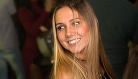 Carol Portaluppi, filha gata de Renato Gaúcho, é desesperada pela fama
