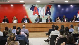 AMA reúne CNM e senador Renan Calheiros para discutir pautas municipalistas