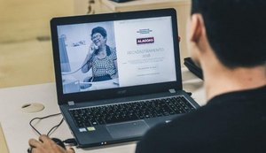 Servidores estaduais ativos têm até esta terça-feira (15) para atualizar dados