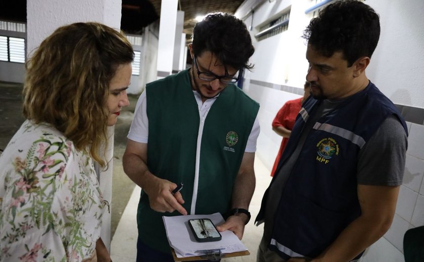 Ministérios Públicos e DPE fiscalizam escolas com turmas de EJAI em Maceió e reforçam importância da alfabetização
