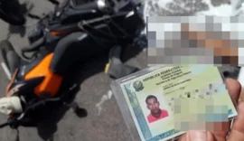 Jovem morre após ser atingido por caminhão em colisão em Maceió