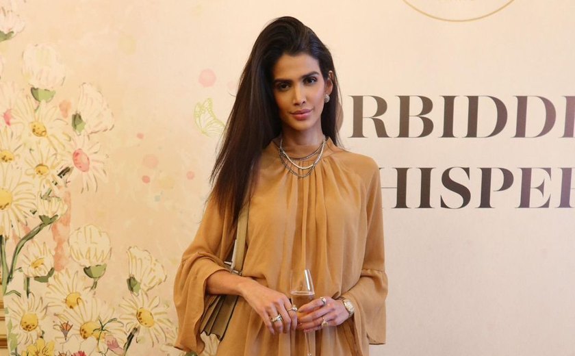 Mari Abdalla marca presença em evento da HFC Paris e Megan Hess no Hôtel Le Meurice