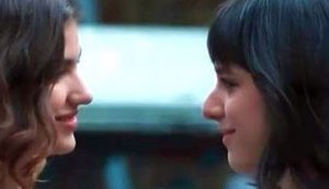 Emoção e casal Lica e Samantha marcam fim de 'Malhação - Viva a Diferença'