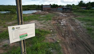 Responsável por aterro no bairro de Pescaria diz que obra é regular