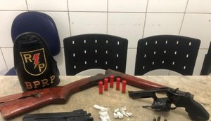 Ação do BPRp apreende revólver, espingarda, simulacro e drogas em Maceió