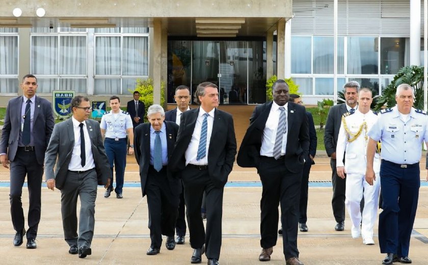 Acabou! Bolsonaro viaja para os EUA, se nega a passar a faixa e coloca fim antecipado a seu governo