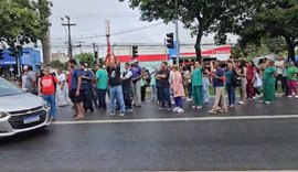 Trabalhadores do Hospital Veredas iniciam atos públicos na Fernandes Lima